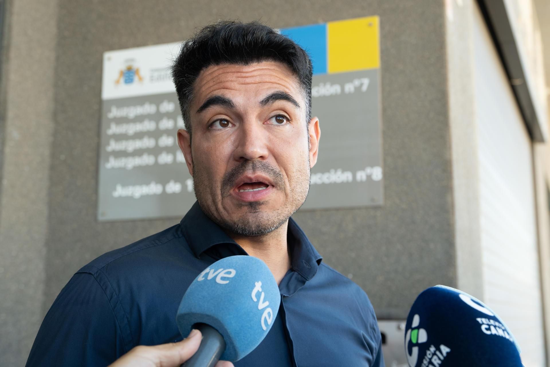 El abogado Alfredo Arrien, hace declaraciones tras la declaración vía telemática realizada por su cliente Nilson Domínguez que ha presentado una querella contra el actor español Rodolfo Sancho al que acusa de intentar dirigir su testimonio en el juicio en Tailandia en el que Daniel Sancho fue declarado culpable de asesinato.