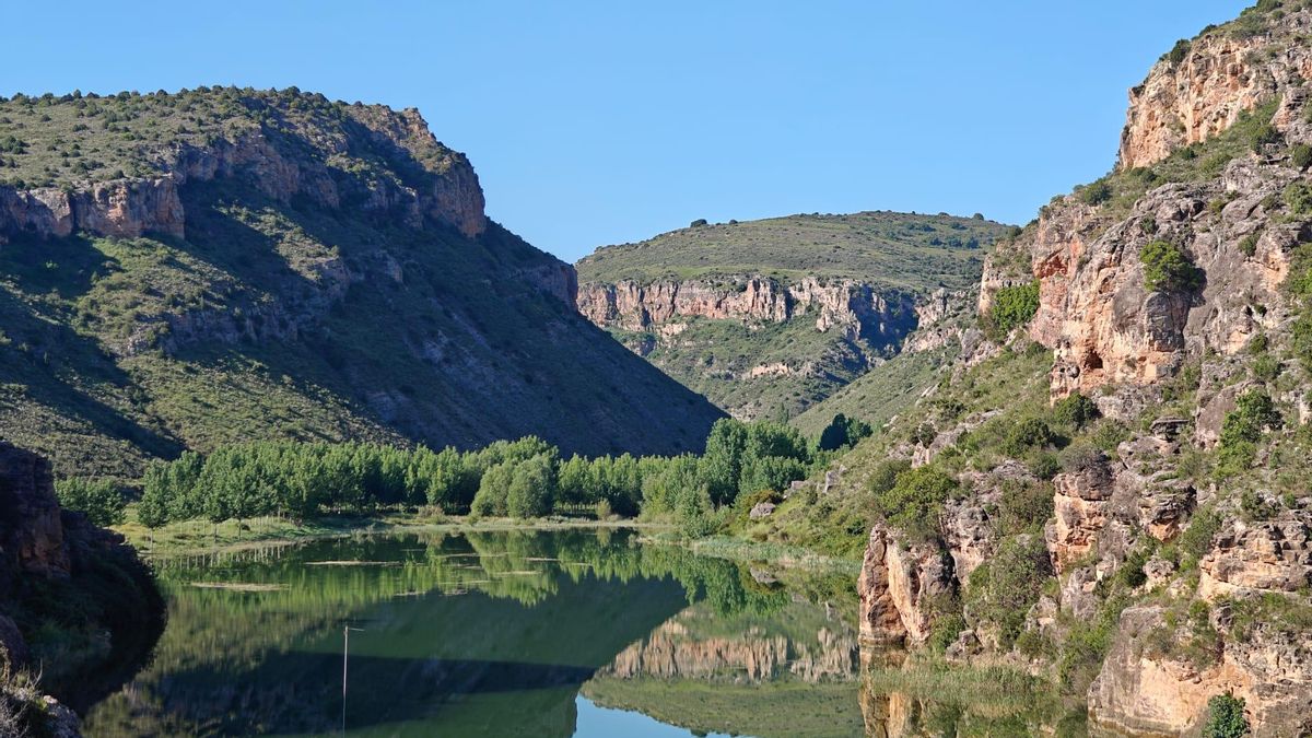 'Pasea La Rioja' invita a descubrir la biodiversidad de Valbuena y los paisajes sonoros de Valdegutur