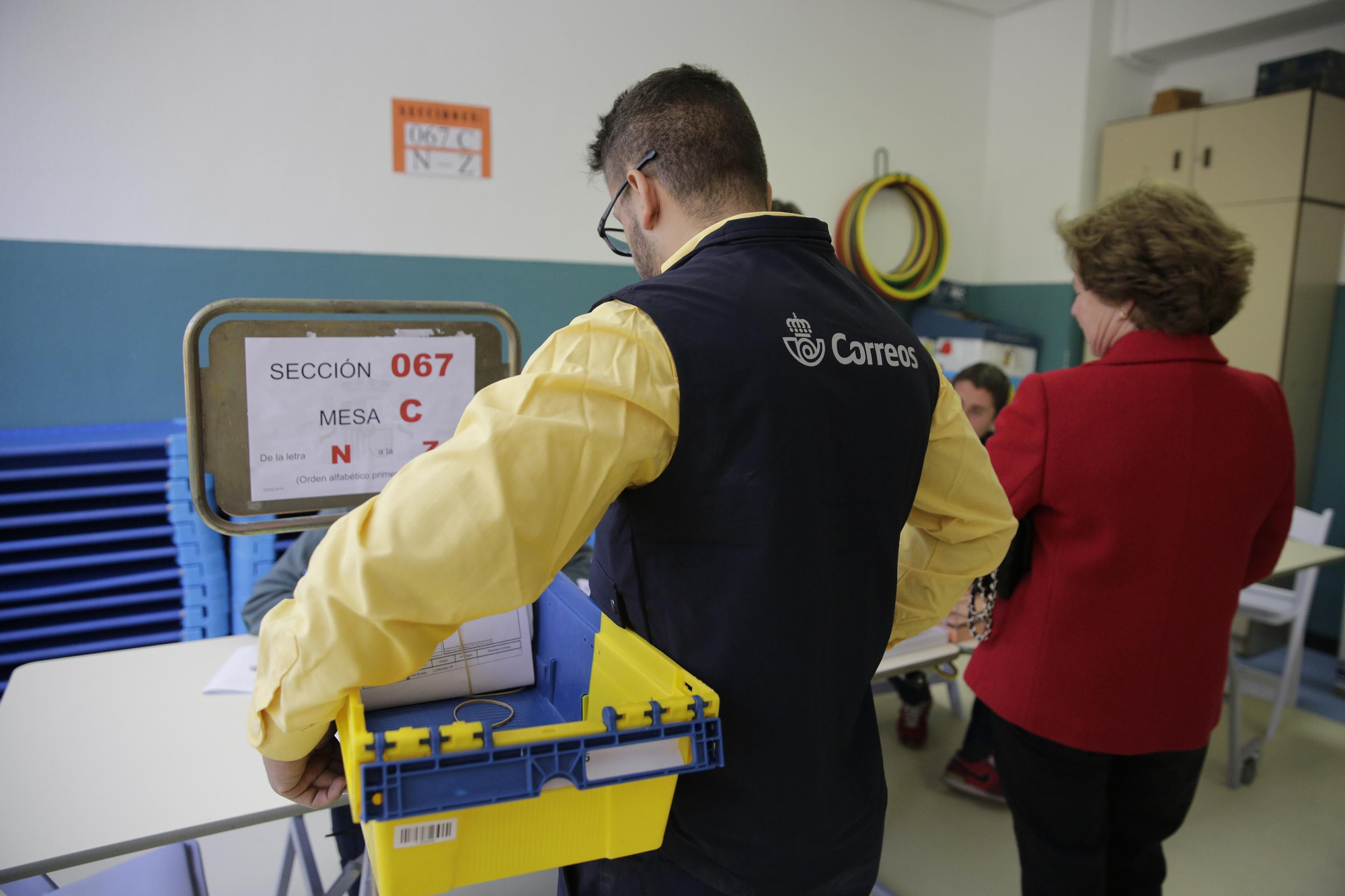 Llegan los votos por correo al Colegio San Agustín