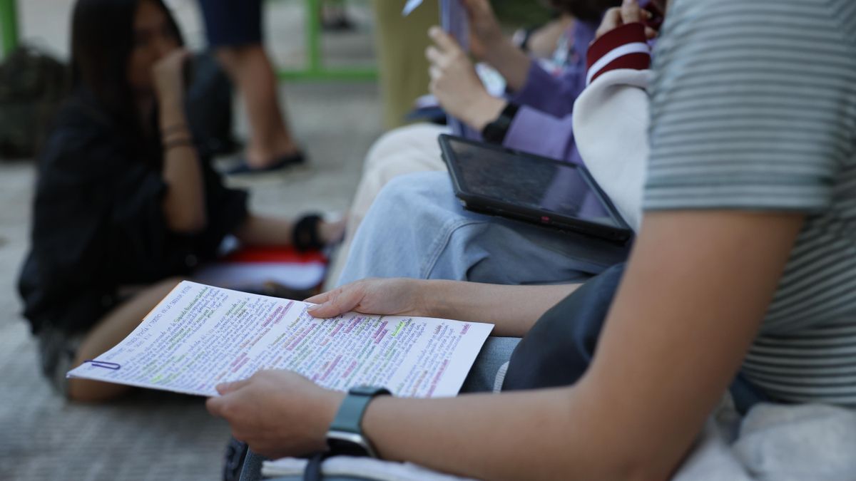 Educación garantiza la PAU con servicios mínimos del 100% para proteger el derecho del alumnado valenciano en el acceso a la universidad