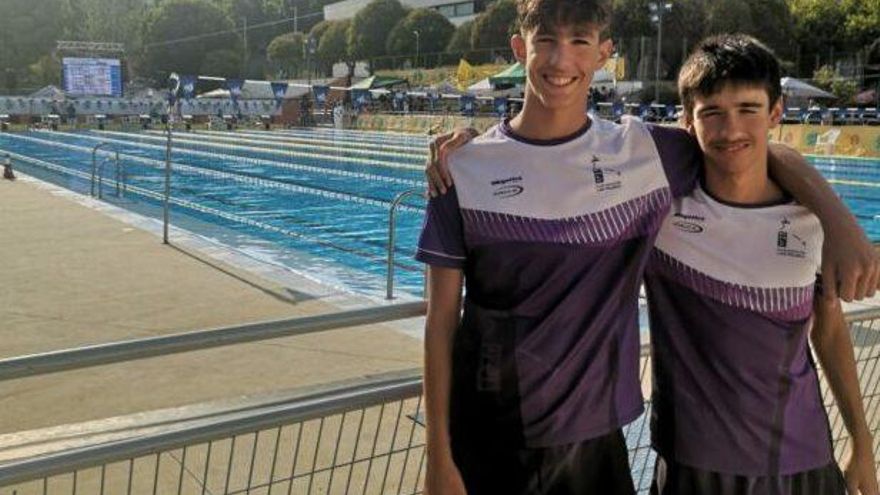 El CN Las Palmas recoge el trofeo de campeones de España por clubes de la Liga Territorial Alevín de natación