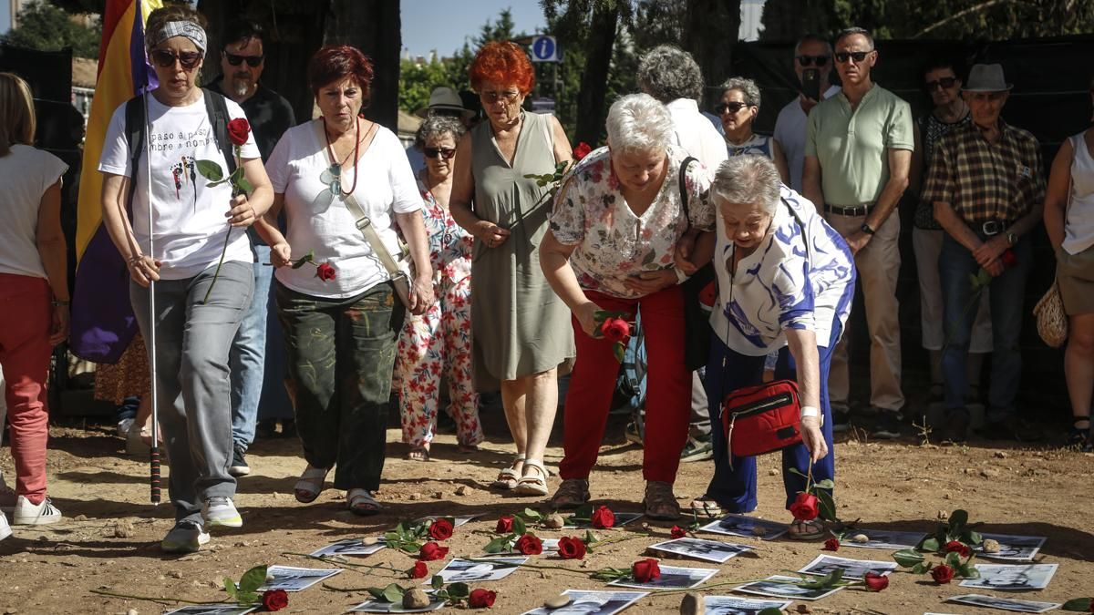 Acto por el Día de las Víctimas del Franquismo en el Cementerio de la Salud