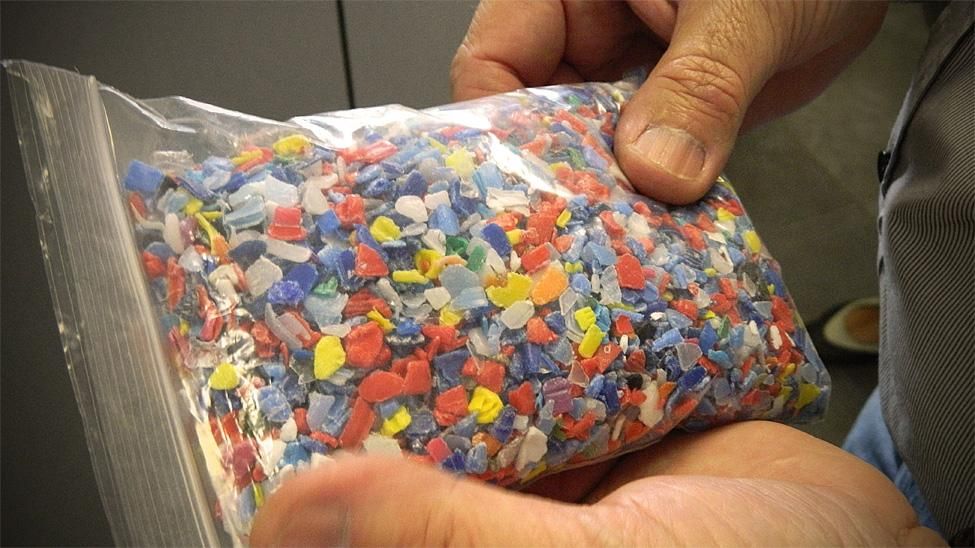 Una de las fases del reciclaje de plástico en Plascan. (Carlota VE)