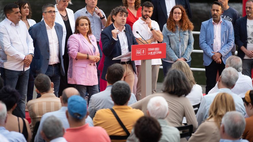 "¡En Euskadi también Pedro Sánchez!", claman los socialistas en el arranque de campaña