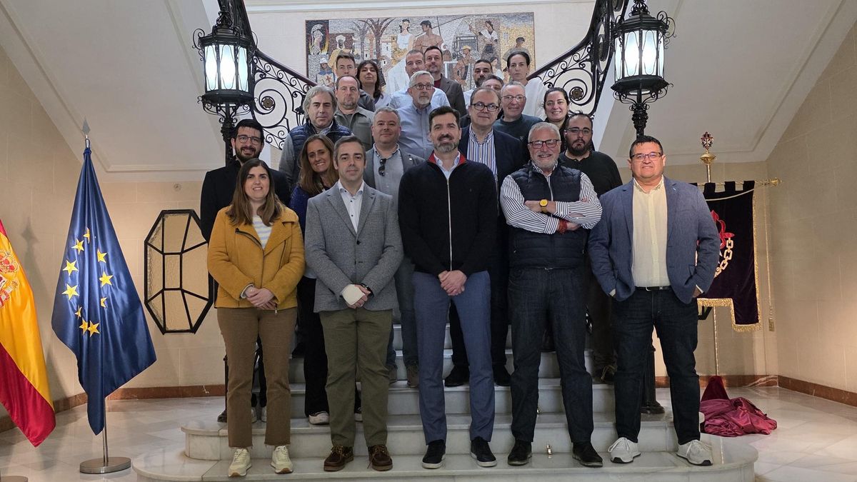 AMDComVal apuesta por crecer más allá del ámbito digital tras la celebración de su Asamblea General en Alicante