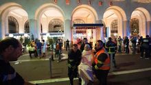 El atentado de Niza causa 84 fallecidos y deja a 50 personas "entre la vida y la muerte"