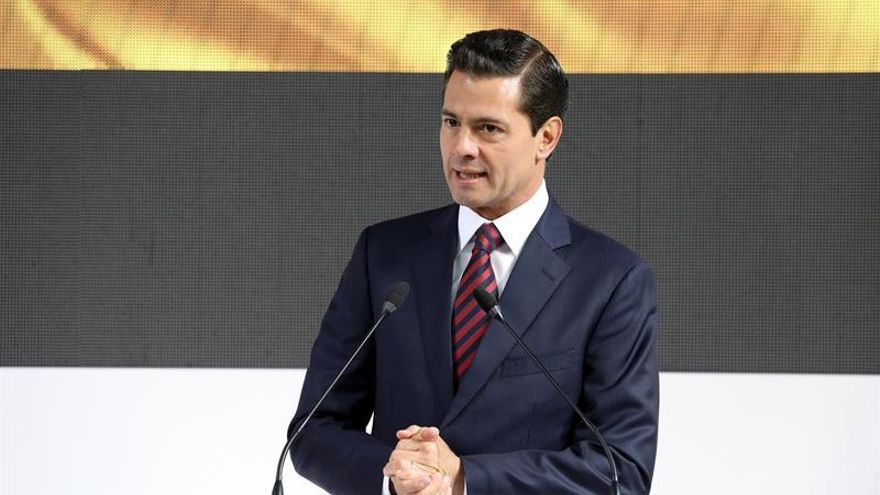 Peña Nieto pide a Pompeo la "rápida reunificación" de familias migrantes