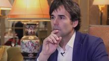 El reportero Cake Minuesa, durante una entrevista en Telemadrid en 2014