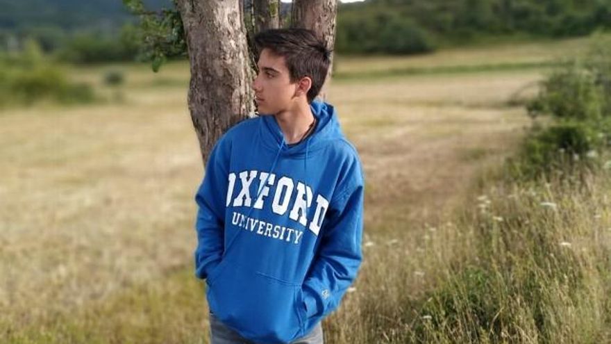 Carlos, , uno de los jóvenes impulsores del movimiento por el clima en León.