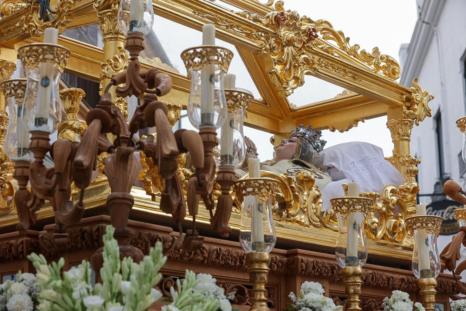 La procesión de la Virgen del Tránsito de Córdoba, en imágenes