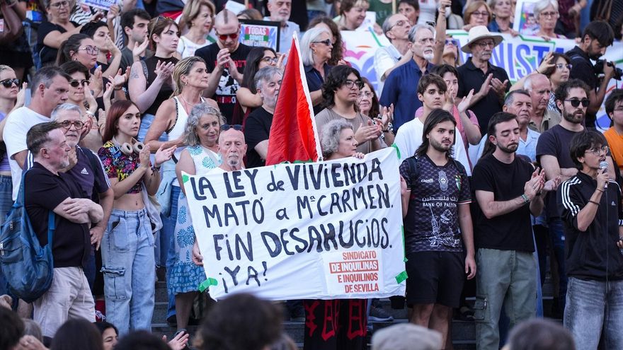 La acampada de Sevilla cumple dos semanas pidiendo casas para vivir y no para especular: “Queremos cambiar leyes"
