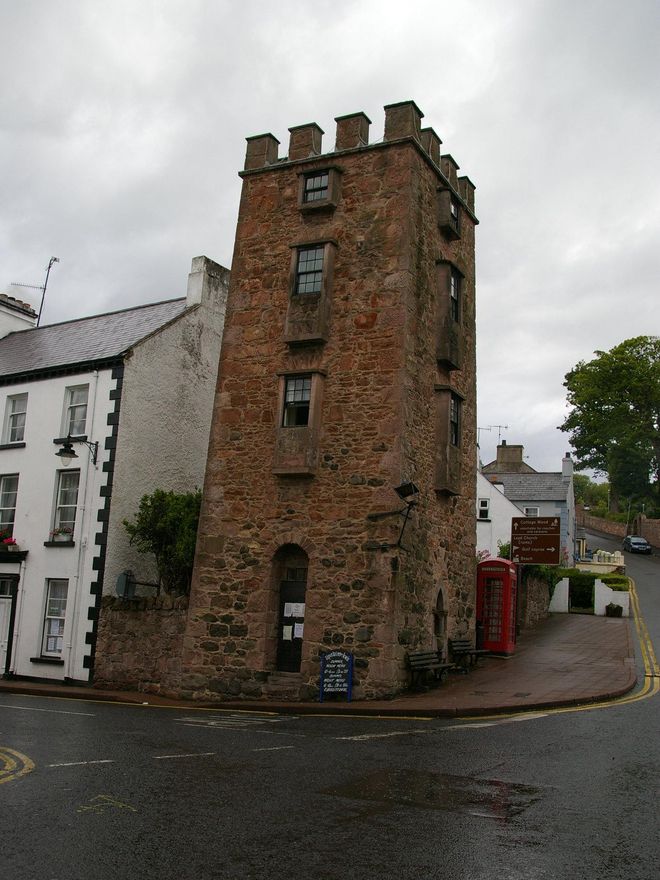 La Curfew Tower de Cushendall. Un calabozo del siglo XIX diseñado para encerrar borrachos.