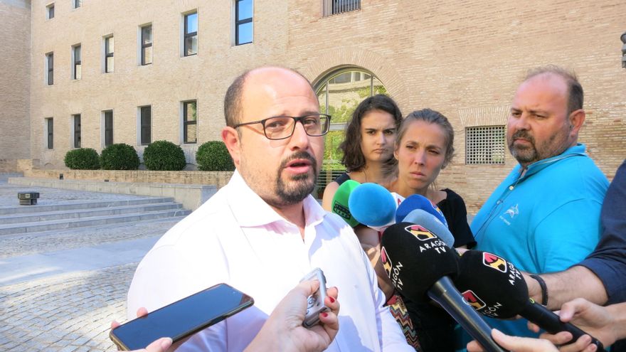 El PAR apoyará la investidura de Azcón tras firmar un acuerdo con el PP que lo vincula directamente con Vox