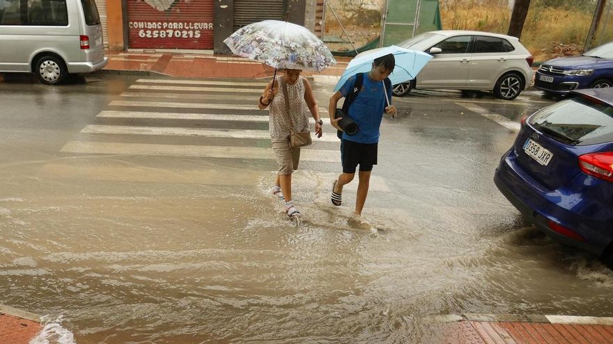 La Aemet mantiene el aviso rojo en el litoral de Castellón por lluvias de hasta 250 litros por metro cuadrado