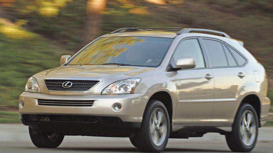 Lexus RX 400h de primera generación.