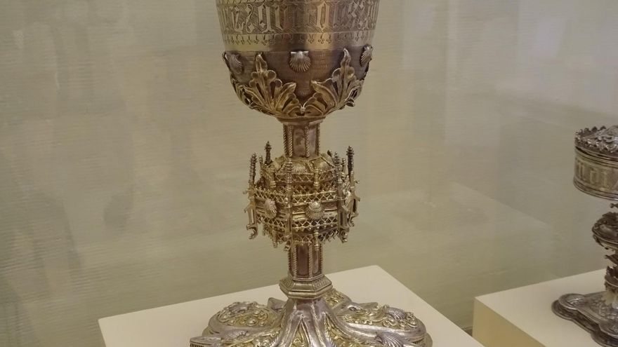 Cáliz del siglo XVI procedente de Destriana, pieza del mes en el Palacio Gaudí de Astorga.
