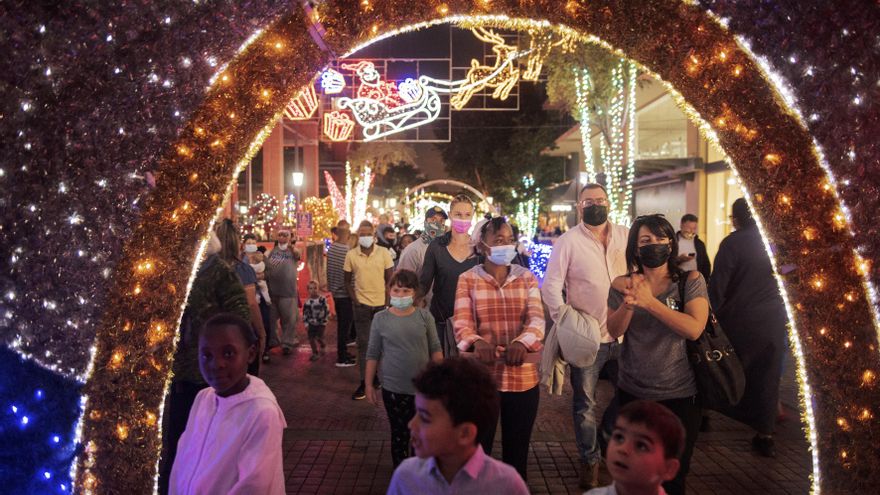 La sostenida caída de casos en Sudáfrica genera esperanzas de que los picos de ómicron sean breves