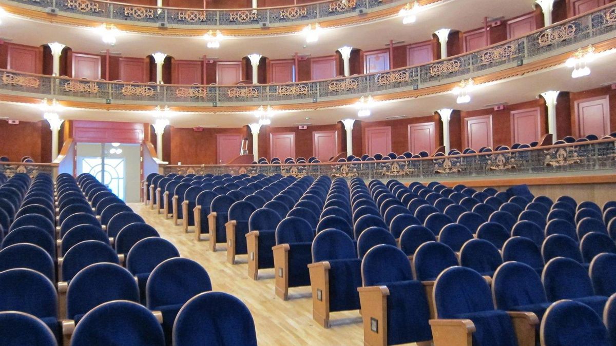 La Red Andaluza de Teatros Públicos lleva la música, el circo y el teatro a Montoro, Lucena e Hinojosa del Duque