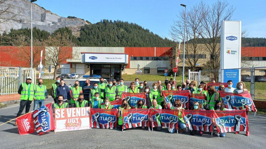 Un preacuerdo del que se descuelgan ELA y LAB pone fin a 152 días de huelga en Galletas Artiach