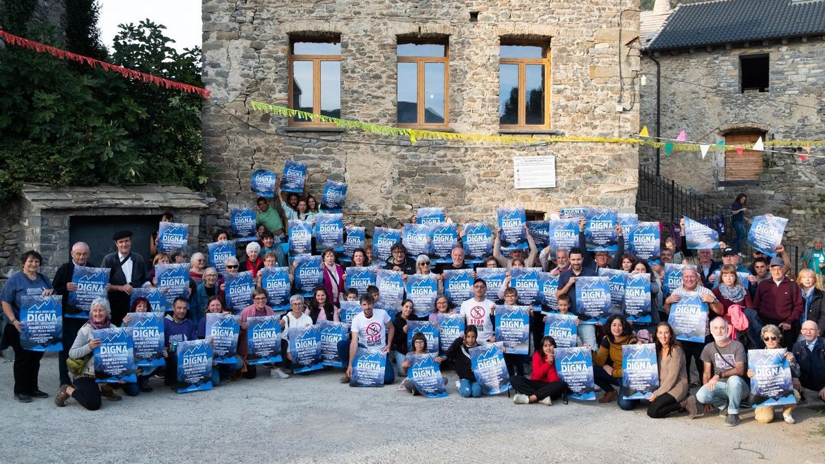La reunión de este fin de semana en Jánovas para preparar la manifestación de Jaca en octubre.