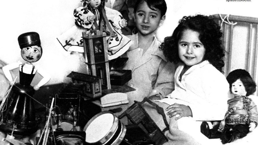 Cómo vivían el día de Reyes los madrileños, según la cámara de Santos Yubero