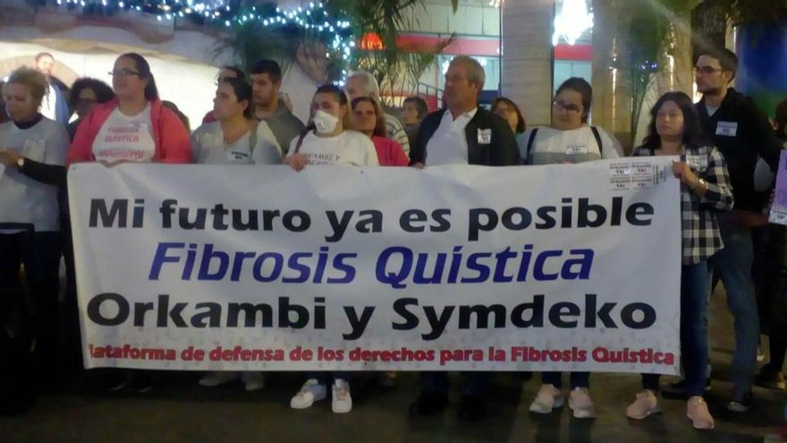 Pancarta de la concentración de este jueves en la plaza de la Candelaria, en Santa Cruz
