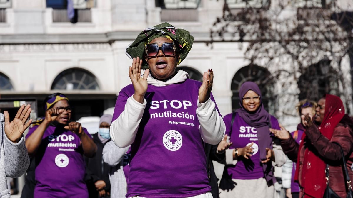 Una caravana contra la mutilación genital femenina recorrerá 12.000 kilómetros para acabar con la práctica en África