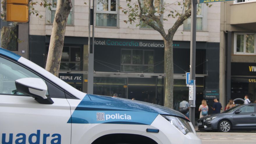 Los Mossos investigan la muerte violenta de un niño que estaba con su padre en un hotel de Barcelona