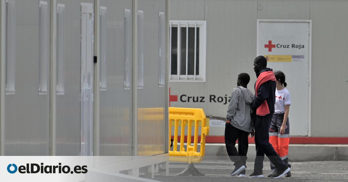 Llegan a Canarias dos embarcaciones precarias con 76 migrantes a bordo, entre ellos seis menores