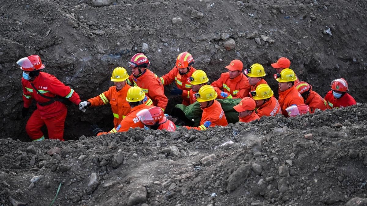 Una explosión de gas en una mina en China deja al menos 82 muertos