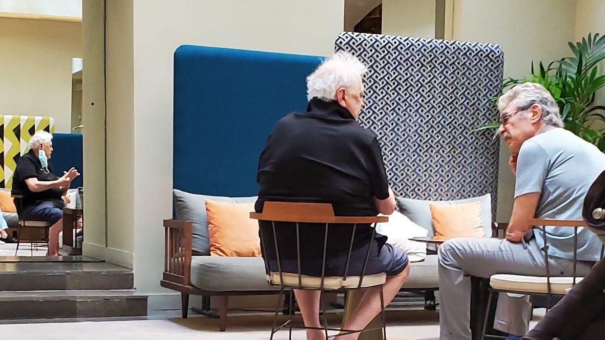 Los días de Sigman en Madrid: entre la foto con Ginés y la relación de  amor-odio con Argentina - elDiarioAR.com