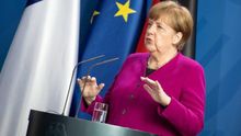 Merkel defiende ante grupo Visegrado el plan de reconstrucción franco-alemán