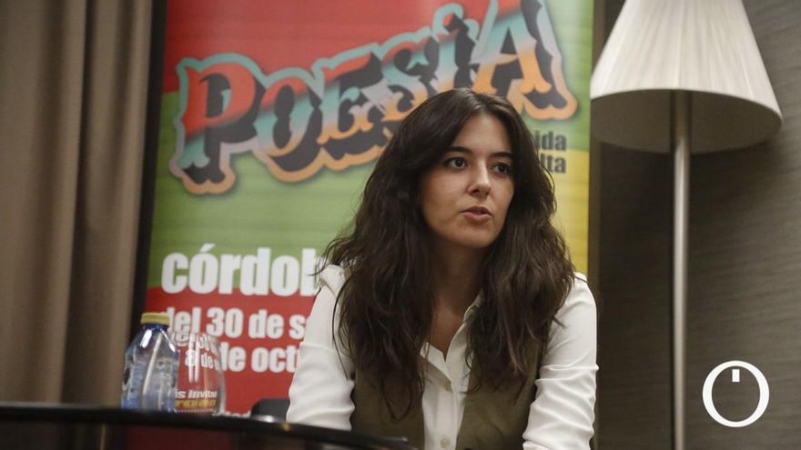Nuria Ortega Riba: "La poesía es mucho más que el elitismo del lenguaje"