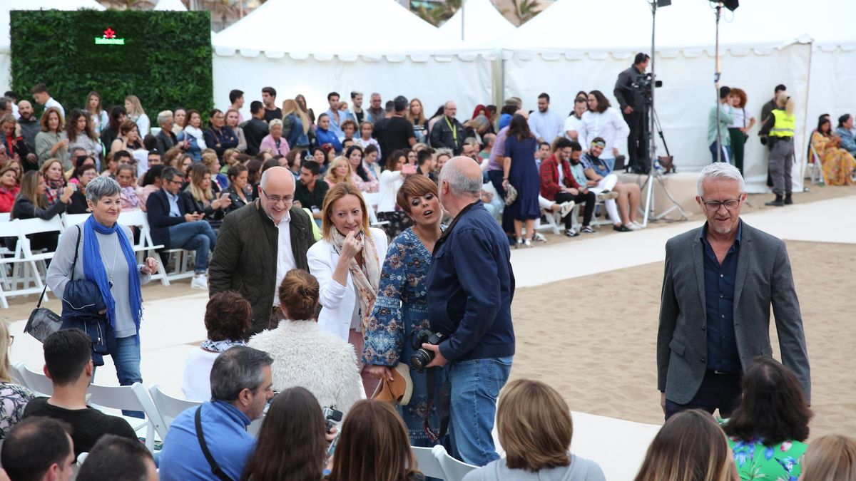 FOTOGALERÍA | Moda Cálida presenta sus diseños de baño en Las Canteras