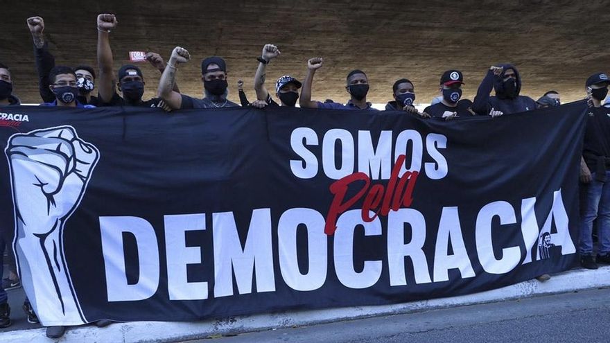 Protestas en Brasil contra la gestión de Bolsonaro y el atraso en la vacunación