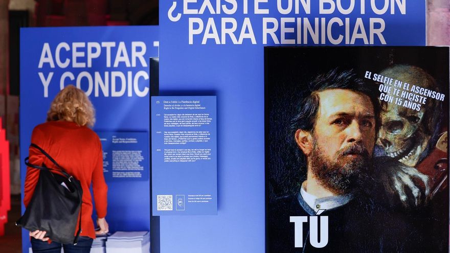 Barcelona prende la revolución contra los "tiranos" digitales: "No hay que dejar que creen desconfianza entre nosotros"