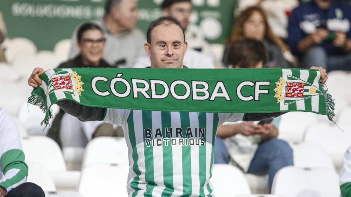 Grada Blanquiverde del Córdoba CF - Real Zaragoza