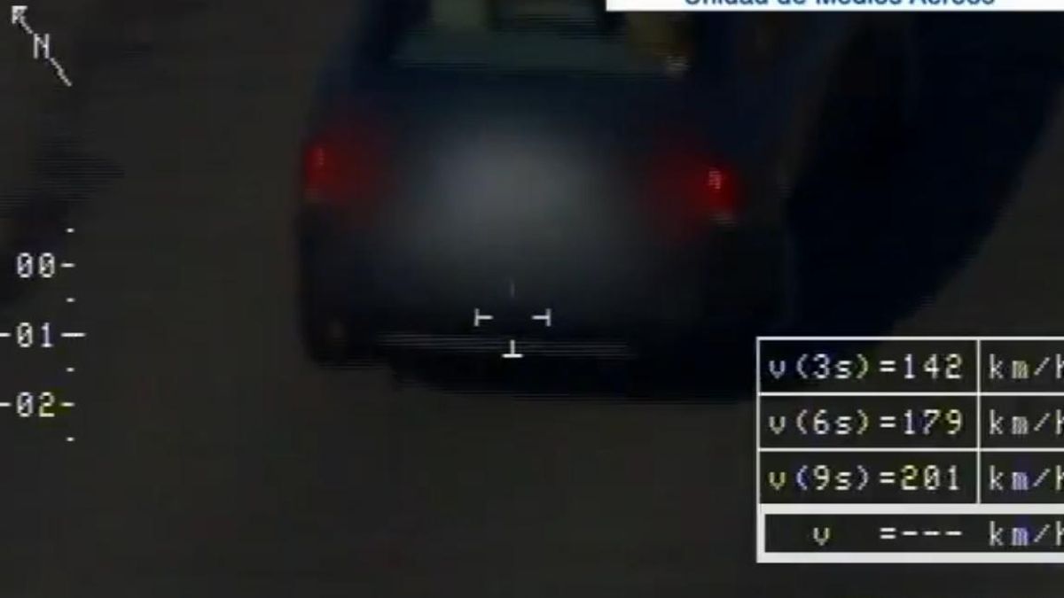 La DGT caza en Palencia a un coche circulando a 202 kilómetros por hora en una vía limitada a 90