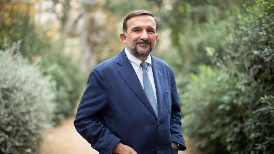 Vila-Sanjuán gana el Premio Fernando Lara con la novela "Misterio en el barrio gótico"