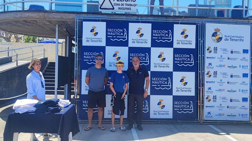 Miguel Viyella, tercero en Optimst C del Trofeo Fiestas de Mayo