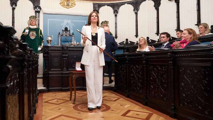 El PSE-EE conquista Vitoria con el PNV gracias al PP y Maider Etxebarria ya es su primera alcaldesa de la historia