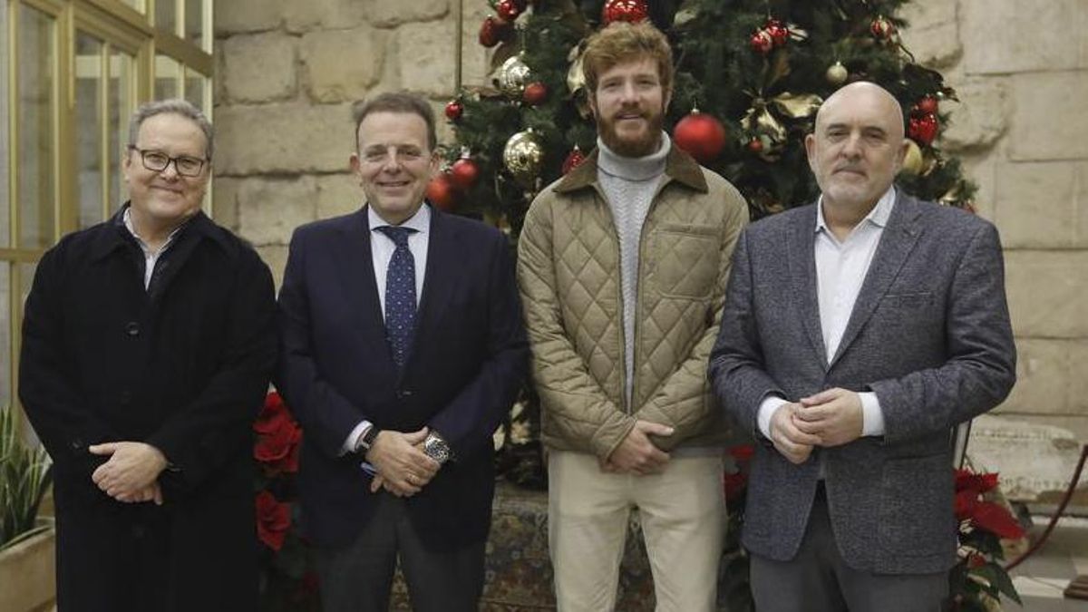Presentación del actor Juanlu González como Cartero Real.