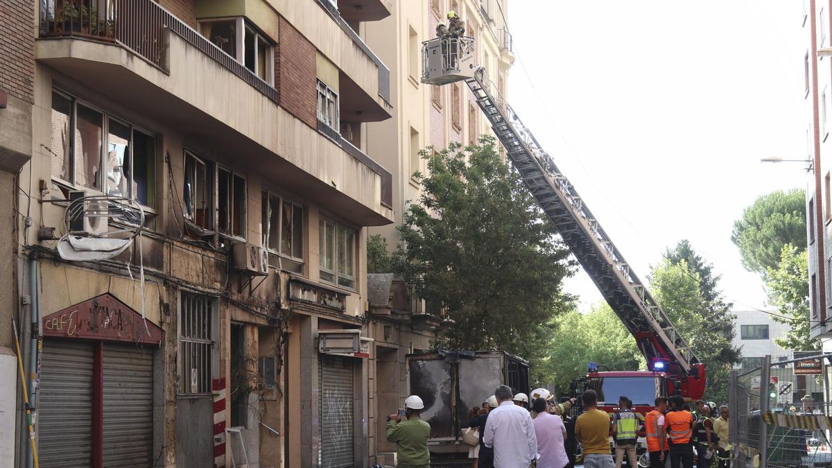 La explosión de gas que se ha producido poco antes de las nueve de la mañana de este viernes mientras se acometían obras de la red de calor