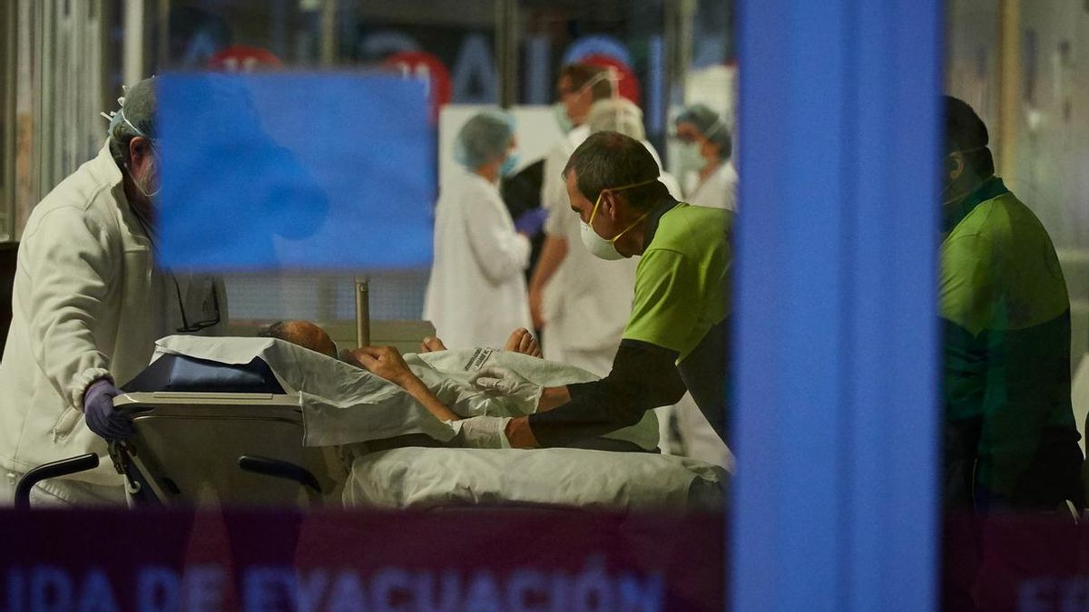 Permanecen en la UCI 47 personas, el nivel de ocupación más bajo en más de un mes