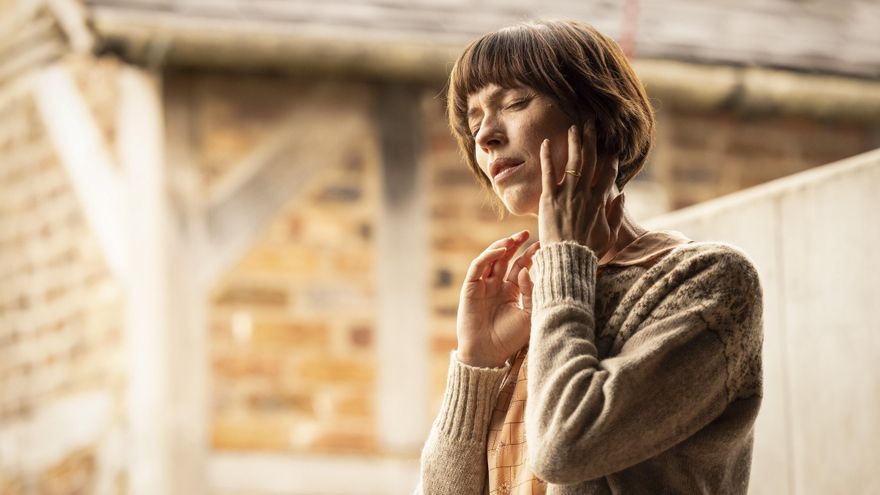 'Los que oyen', un fenómeno literario (y televisivo) que aborda la polarización en EEUU desde el thriller adictivo