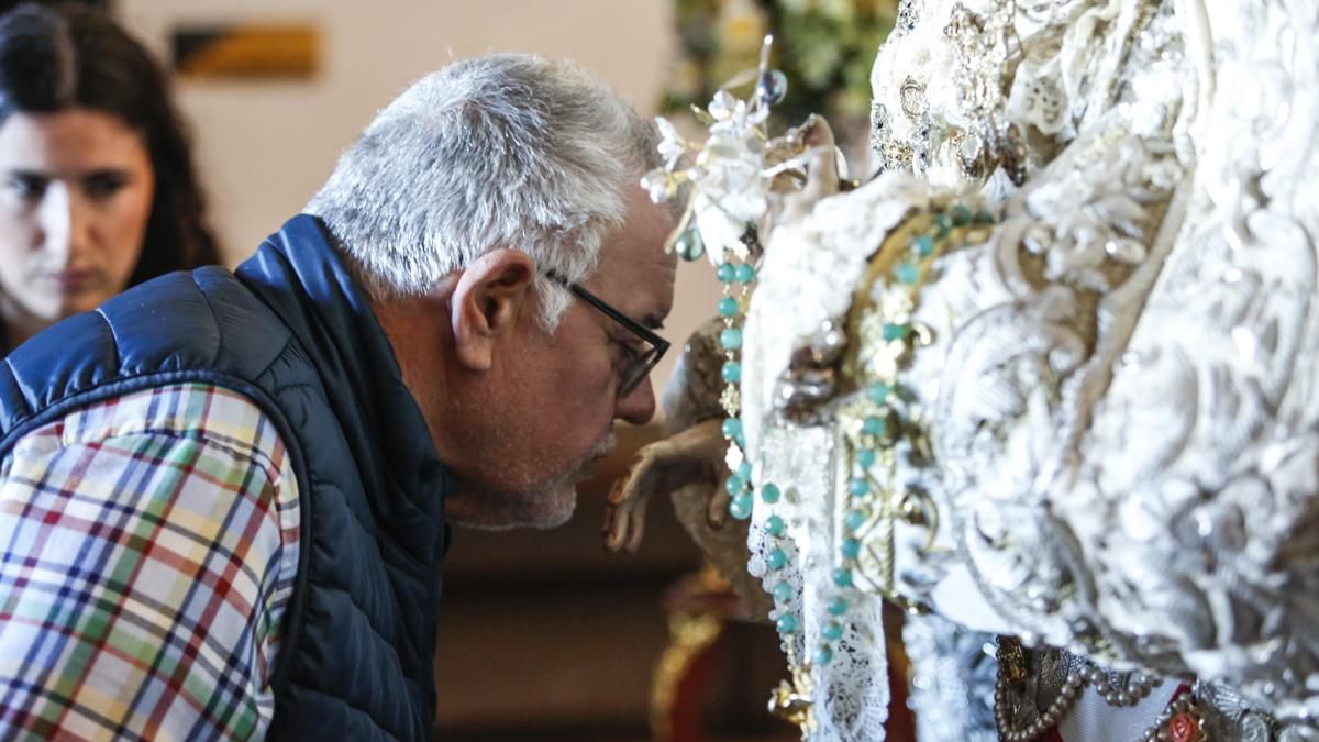 Besamanos de la Virgen de la Paz