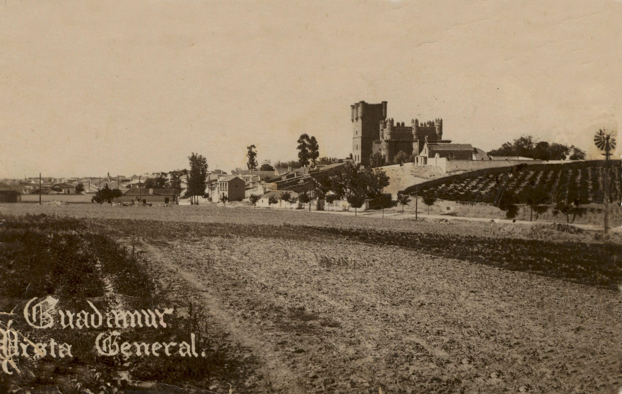 Guadamur (Toledo). 1930. Fondo Los Legados de la Tierra. Archivo de la Imagen de Castilla-La Mancha.