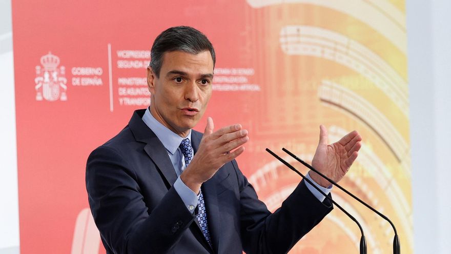 Pedro Sánchez interviene durante la presentación de la Carta de Derechos Digitales. EFE/Chema Moya
