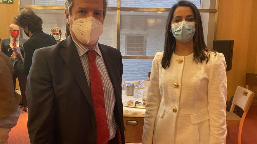 La hemorragia de Ciudadanos que no cesa... mientras Hervías hurga en la herida