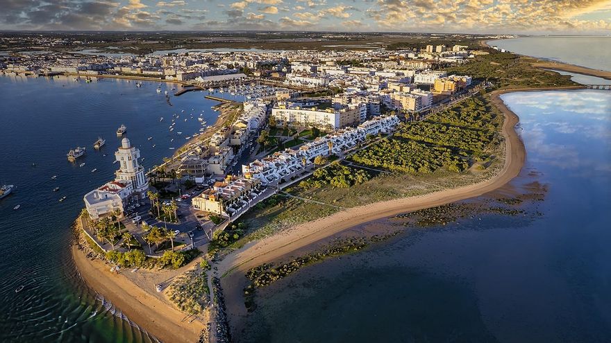 Qué ver en Isla Cristina, el pueblo de Huelva cuya historia está vinculada al mar y a un terremoto histórico